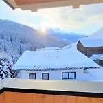 Heimat - Zillertal アパート ゲルロス